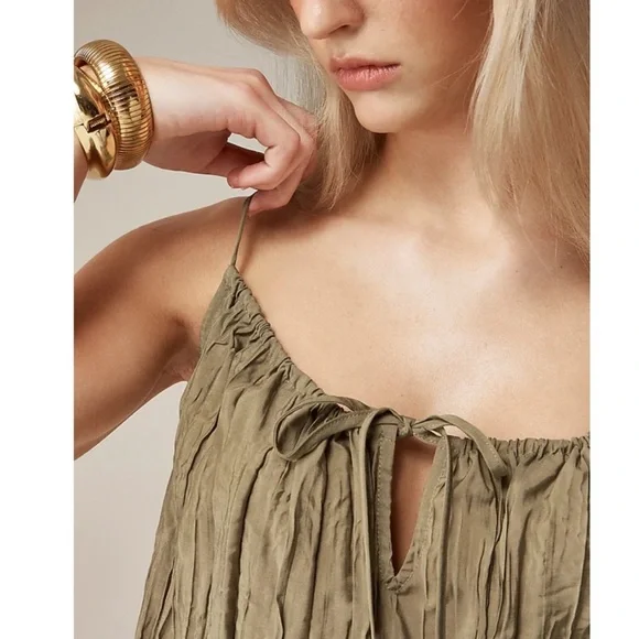 J. Crew Crinkle Keyhole Cami Spaghetti Strap Tank Top Olive Green Large - Picture 2 of 8